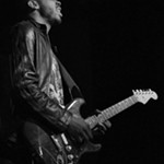 LIVE+MUSIC+FROM+AYRON+JONES%21